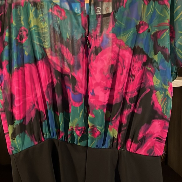 Floral Bodycon Dress - Picture 5 of 5